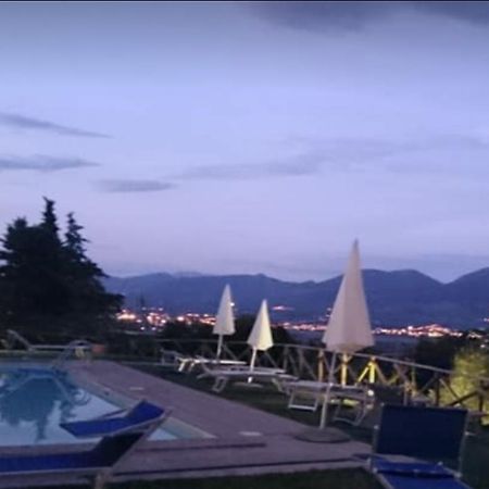 Casa Vacanze Vecciano Montefalco Bagian luar foto