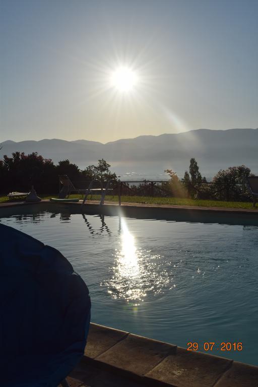 Casa Vacanze Vecciano Montefalco Bagian luar foto